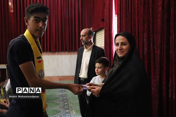 اردوی آموزشی- تربیتی پیشتازان منتخب آذربایجان شرقی