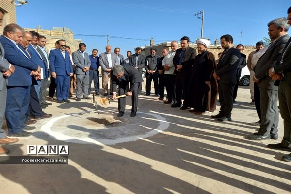 برگزاری آیین افتتاحیه طرح‌های عمرانی شهرداری خلیل‌آباد