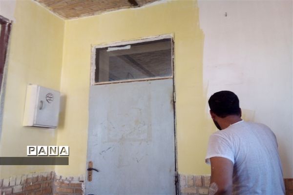 رنگ آمیزی دبستان نهضت روستای تاج‌آباد شهرستان داورزن
