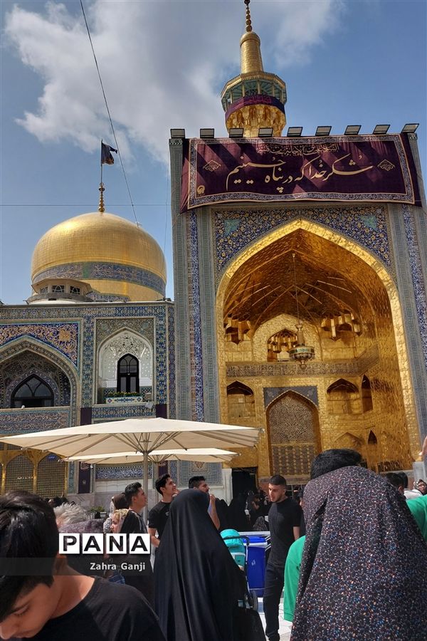 بازدید دانش‌آموزان زیارت اولی استان فارس از موزه رضوی