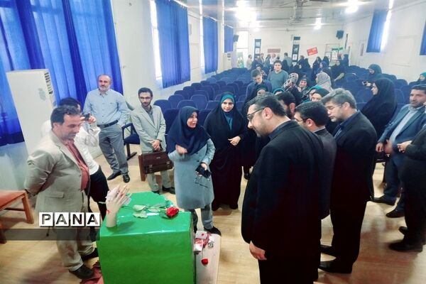 همایش عملکردهای آموزش و پرورش قائمشهر در هفته دولت