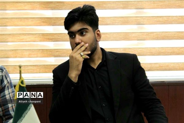 آئین تجلیل از خبرنگار دانش‌آموزان برتر منطقه ۱۳