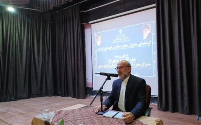 مدیران و معلمان مدارس، موتور محرکه تحول هستند