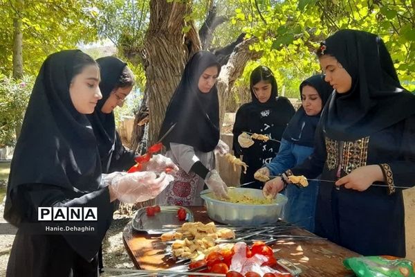 آخرین روز اردوی مثبت هشتادیا در اردوگاه شهید مظفر