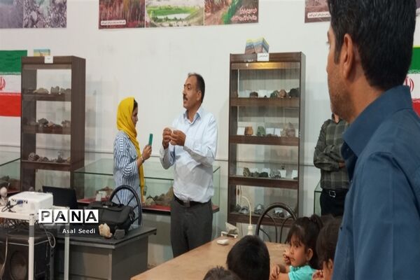 برگزاری جشنواره دانشمند کوچک درکاشمر