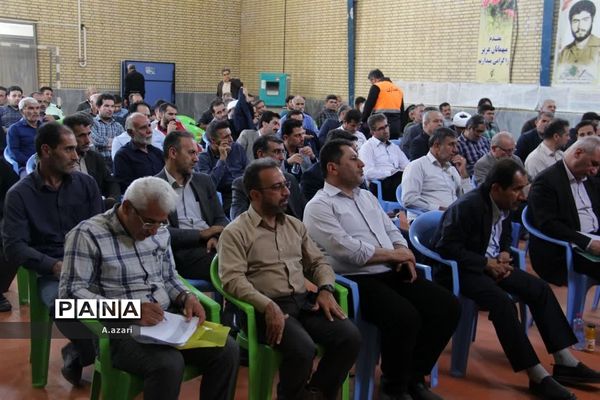 بازدید استاندار چهارمحال و بختیاری  از شهرستان اردل