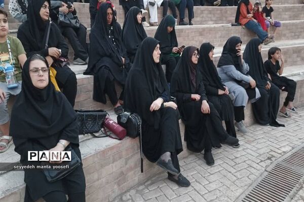 آیین تعزیه‌خوانی به مناسبت اربعین در ساری