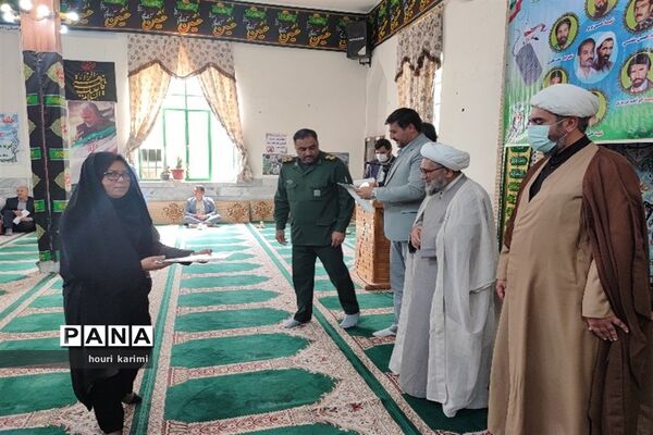آیین تجلیل ازکارمندان نمونه آموزش و پرورش شهرستان مانه وسملقان