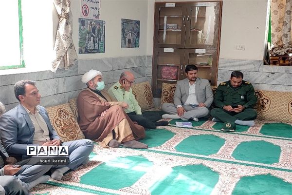 آیین تجلیل ازکارمندان نمونه آموزش و پرورش شهرستان مانه وسملقان