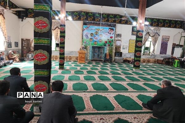 آیین تجلیل ازکارمندان نمونه آموزش و پرورش شهرستان مانه وسملقان