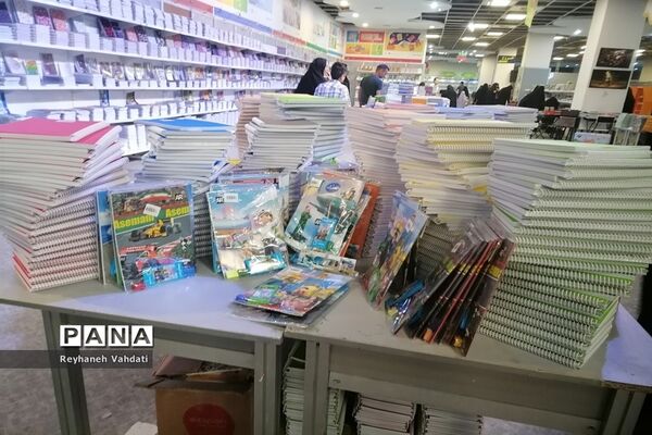 برپایی بزرگترین نمایشگاه نوشت افزار ایرانی شرق کشور در جوار بارگاه منور رضوی