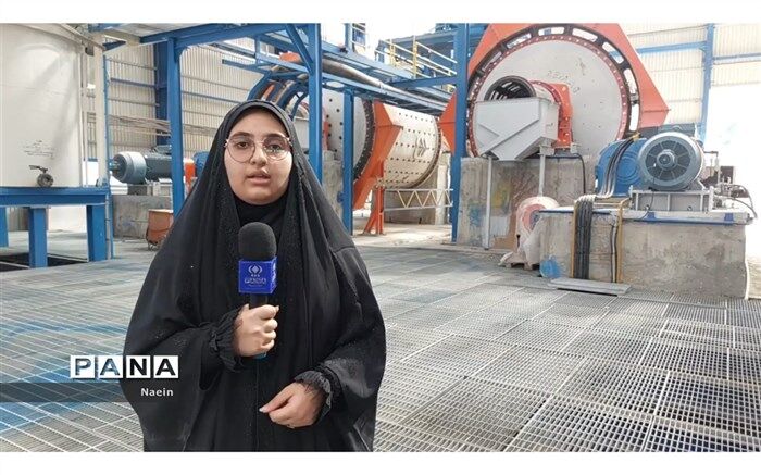 بهره برداری ۵ طرح زیربنایی با حضور معاون وزیر صمت در نایین