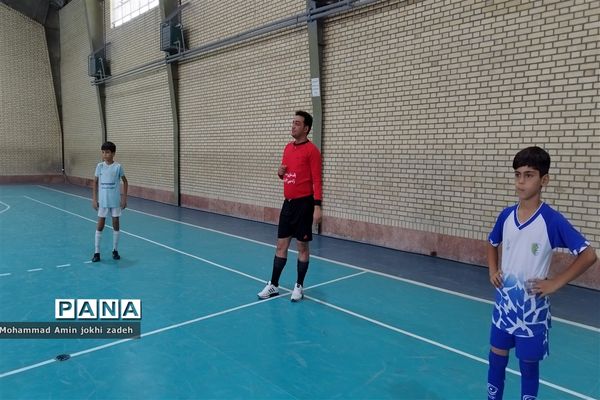 برگزاری‌ مسابقات لیگ پایه‌های رباط‌کریم  در ورزشگاه عطر یاس