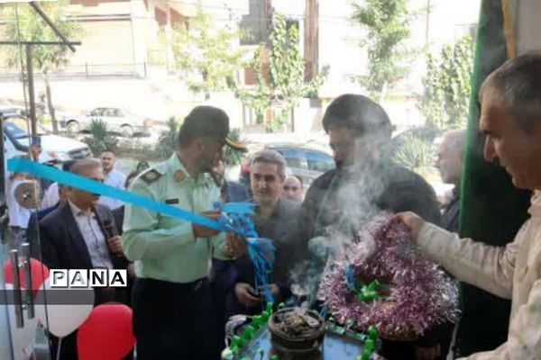 آیین افتتاح زمین‌چمن و چهارباب مغازه دبستان ایمان در رودهن