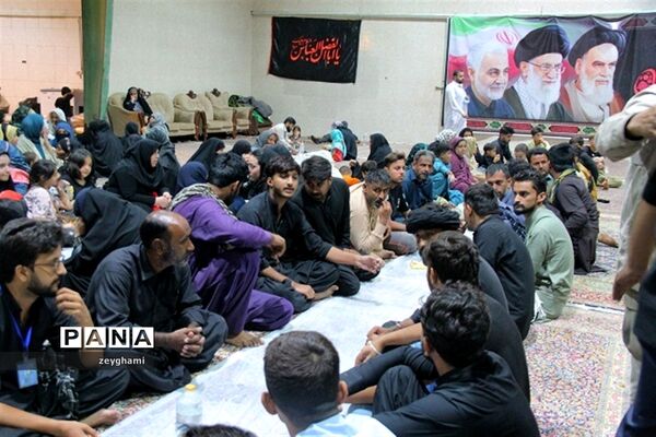 راه اندازی موکب شهدای فاطمیون در ورودی شهر ماهان - کرمان