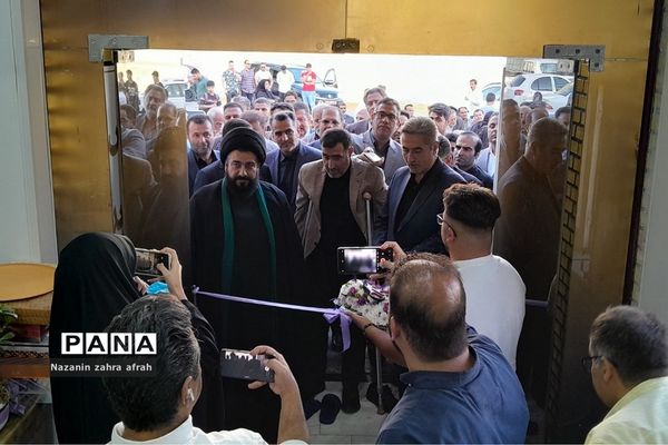 افتتاحیه استخر غدیر رودهن در هفته دولت