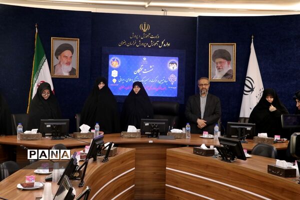 نشست نخبگان جهاد تبیین و حرکت در مسیر سبک زندگی اسلامی ایرانی
