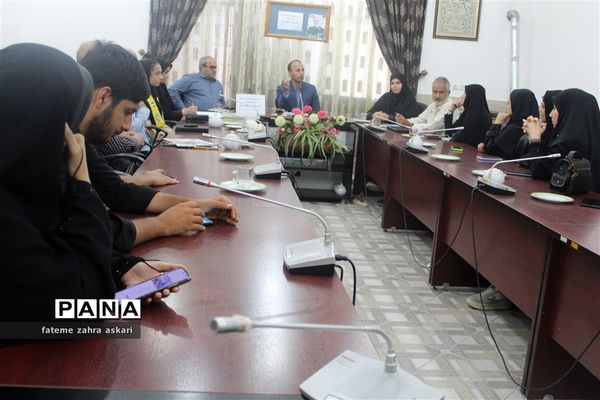 نشست خبری مدیر آموزش و پرورش گلوگاه با‌ اصحاب رسانه