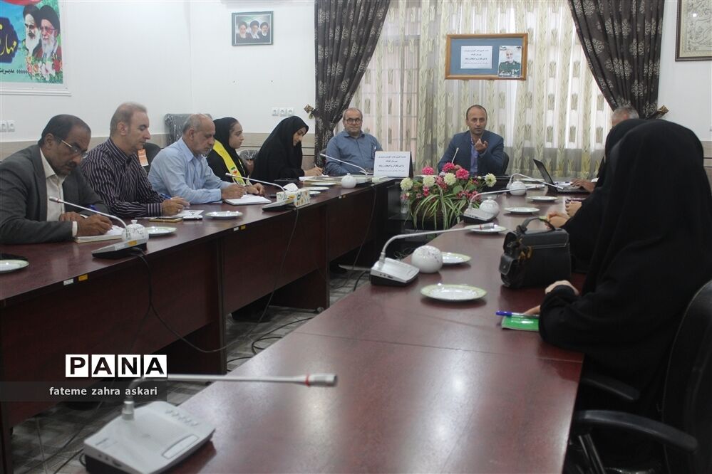 نشست خبری مدیر آموزش و پرورش گلوگاه با‌ اصحاب رسانه