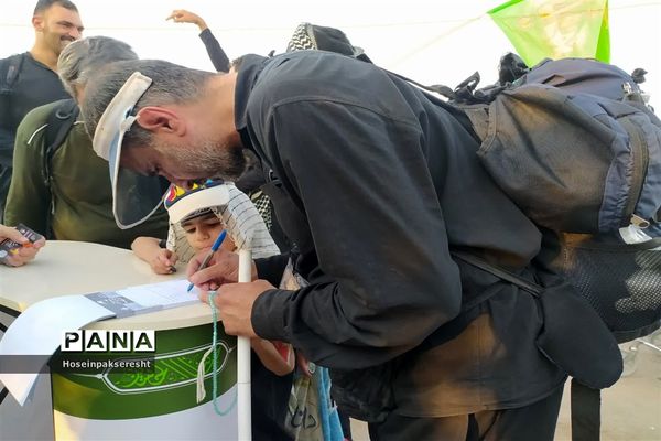 جلوه‌هایی از خدمتگزاری مربیان و اعضای سازمان دانش‌آموزی خوزستان در موکب عشاق الحسین