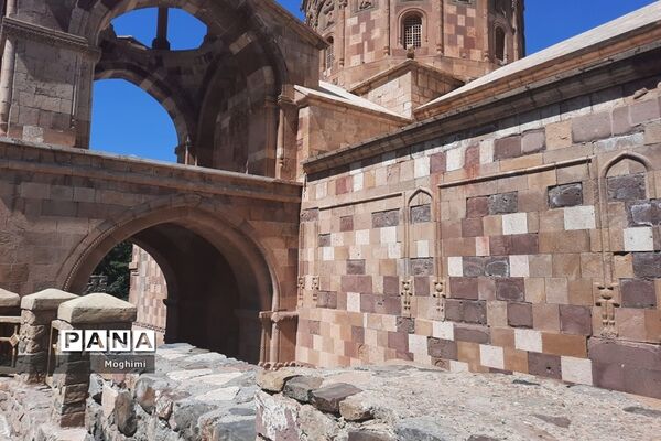 کلیسا سنت استپانوس؛ جاذبه‌ای گردشگری در ایران زمین