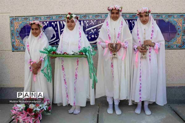 آیین افتتاح ۱۰۵ پروژه آموزشی در آذربایجان شرقی