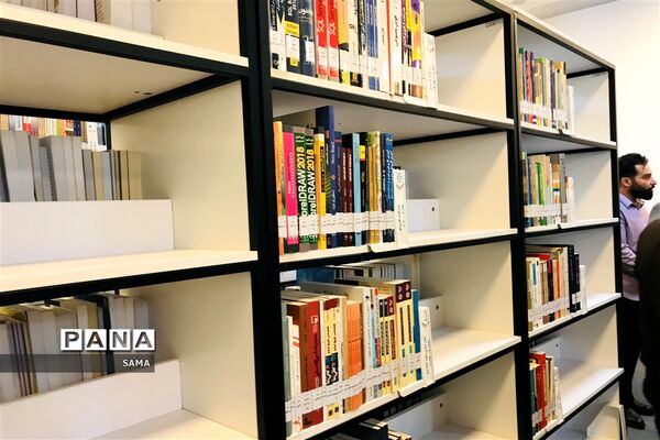 بهره‌برداری کتابخانه مرکزی خرم‌آباد