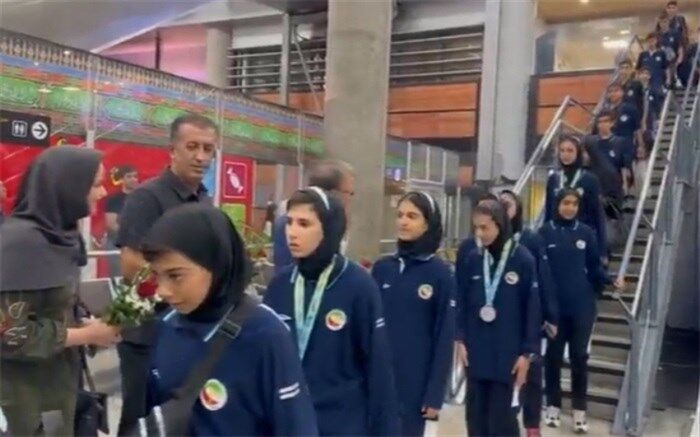 بازگشت نونهالان قهرمان‌ تکواندو از رقابت‌های جهانی
