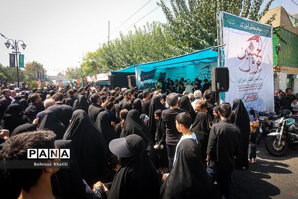 موکب دانش‌آموزی عشاق الحسین (ع) در پیاده‌روی جاماندگان اربعین حسینی-تهران