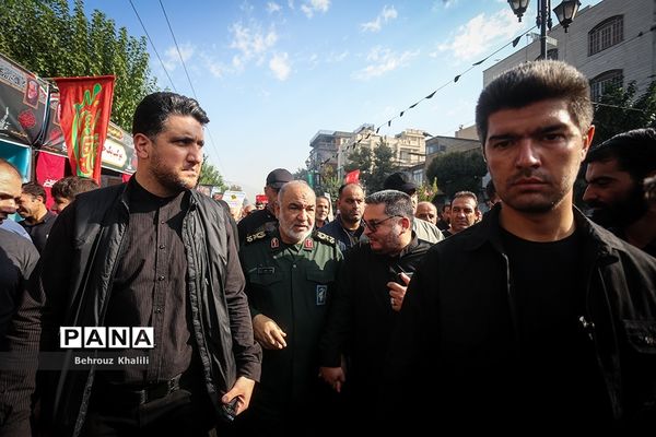 موکب دانش‌آموزی عشاق الحسین (ع) در پیاده‌روی جاماندگان اربعین حسینی-تهران