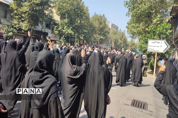 مراسم پیاده‌روی حرم تا حرم دلداگان حسینی در قائمشهر