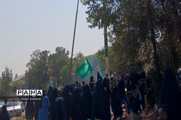 حضور پرشور کودکان و نوجوانان در راهپیمایی اربعین