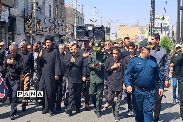 مراسم پیاده‌روی و عزاداری جاماندگان اربعین حسینی در شهرستان پیشوا
