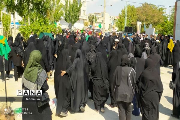 پیاده‌روی و عزاداری جاماندگان اربعین حسینی در شهرستان فیروزکوه