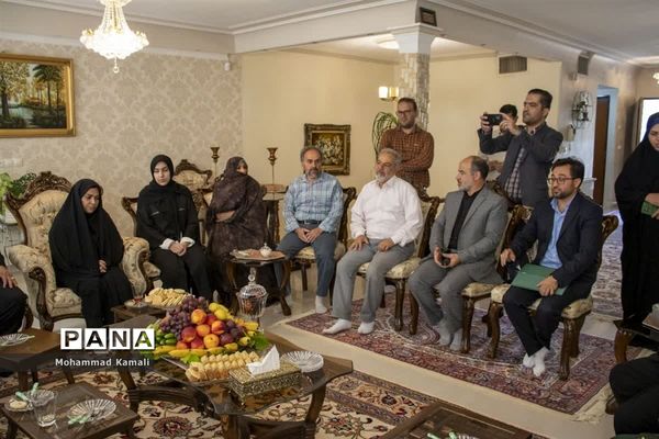 تجلیل از رتبه تک رقمی استان مرکزی در کنکور سراسری