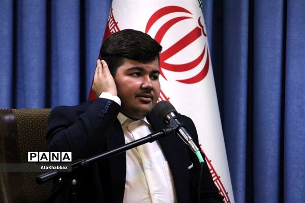 تجلیل از مقام‌آوران مسابقات قرآنی کشوری