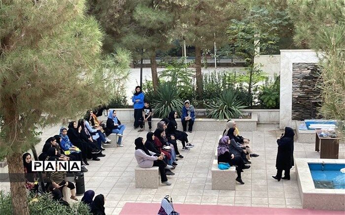 حال خوب زنان تاثیر زیادی در شادابی جامعه دارد
