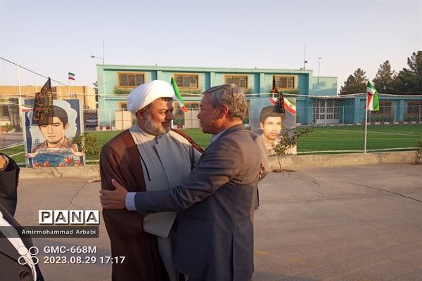 افتتاح زمین‌چمن‌ مصنوعی متوسطه اول آموزشگاه نمونه شهید عباد عسکری تربت‌جام