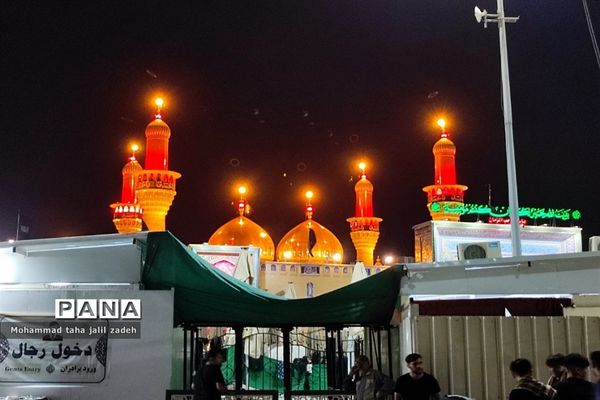 حضور پرشور عاشقان در مرقد امام‌ کاظم(ع) و امام‌ جواد(ع)