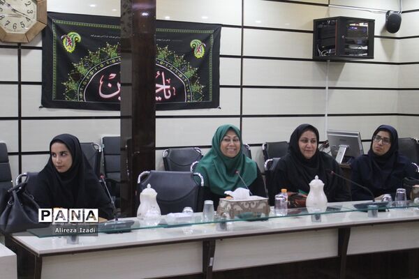 نشست شورای موسسان کودکستان‌های آموزش و پرورش استان بوشهر