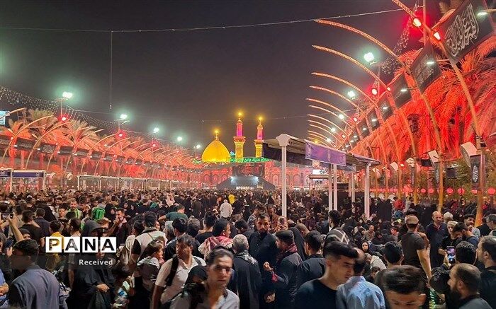 حضور مسئول امور فرهنگی بعثه مقام معظم رهبری در موکب دانش‌آموزی عشاق الحسین(ع)/فیلم