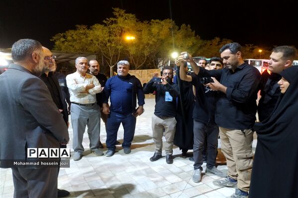 بازدید معاون سیاسی استاندار قم از فعالیت‌های قرارگاه مردمی اربعین