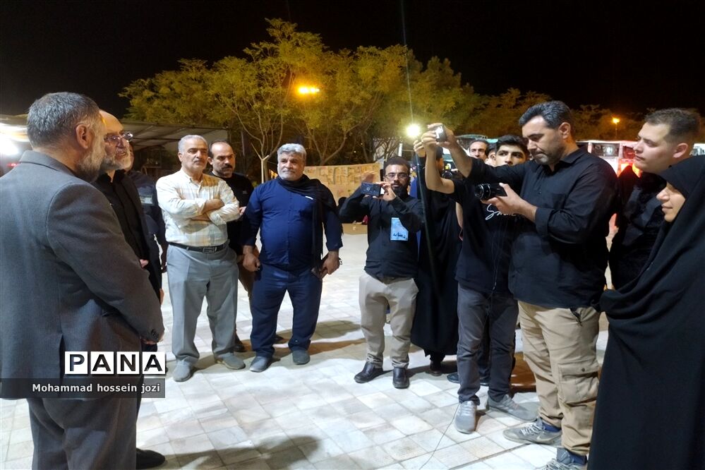 بازدید معاون سیاسی استاندار قم از فعالیت‌های قرارگاه مردمی اربعین