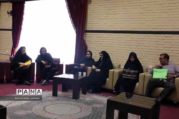 ملاقات مردمی مدیرکل آموزش و پرورش استان آذربایجان شرقی