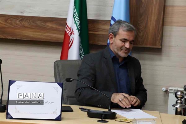 ملاقات مردمی مدیرکل آموزش و پرورش استان آذربایجان شرقی