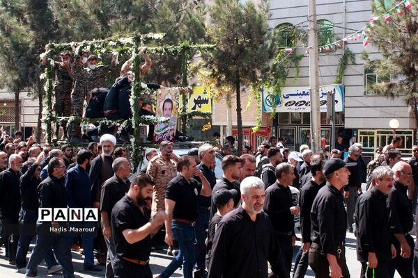 مراسم تشییع شهید مدافع حرم نسیم‌شهری