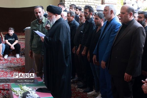 مراسم تشییع شهید مدافع حرم نسیم‌شهری