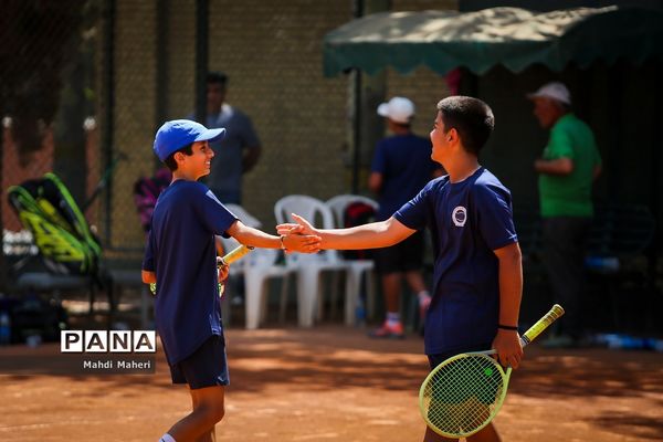 بازدید مسئولان ورزش کشور از اردوی تیم ملی تنیس