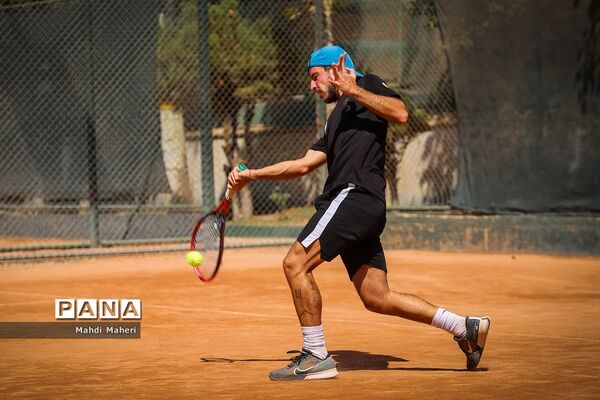 بازدید مسئولان ورزش کشور از اردوی تیم ملی تنیس