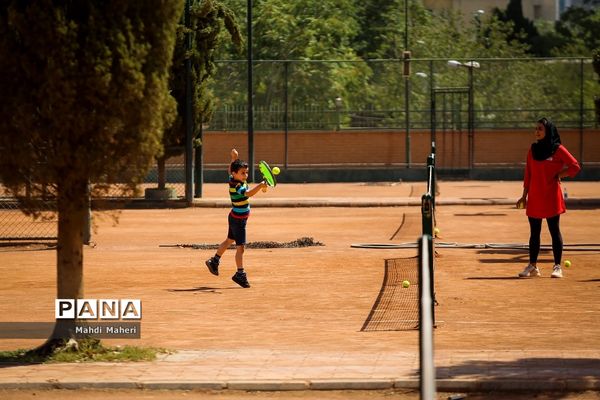 بازدید مسئولان ورزش کشور از اردوی تیم ملی تنیس